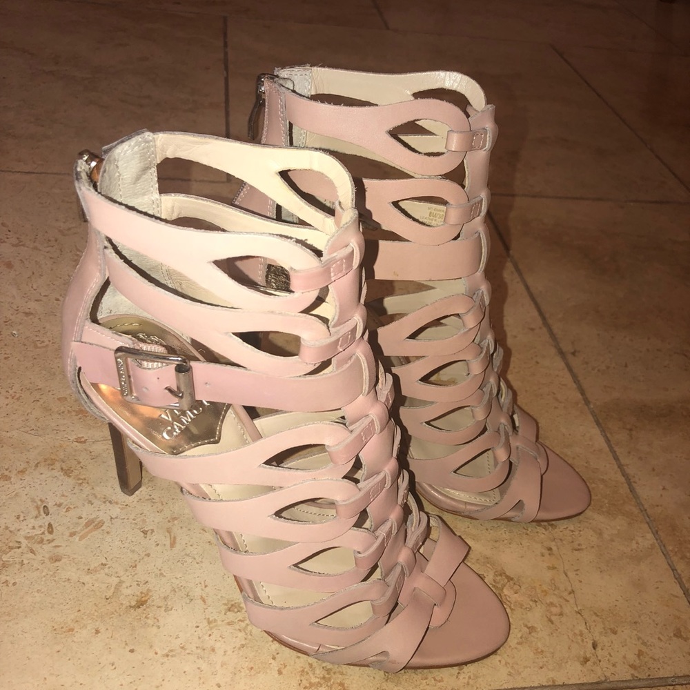 Vincent Camuto blush heel